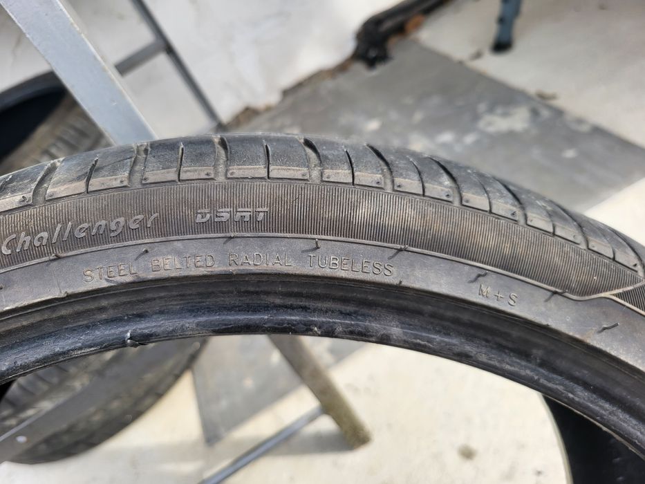 Летни  гуми 225/35/19