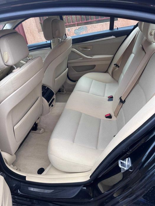 Vand autoturism BMW Seria 5