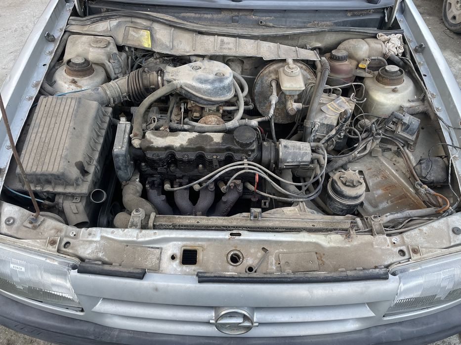 Опел Астра ф 1.6 75кс 1994г На Части