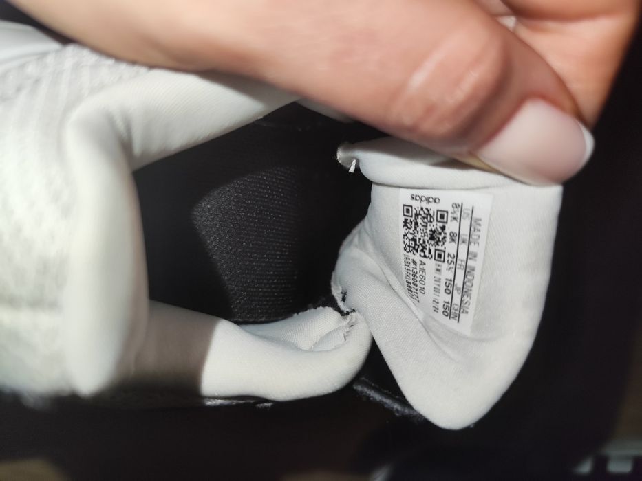 Adidas băieți 25.5