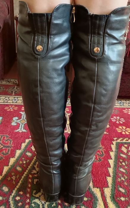 Ботфорты, проусапожки и ботинки черные кожаные
