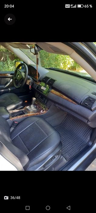 Продаю автомобиль BMW X5 E53