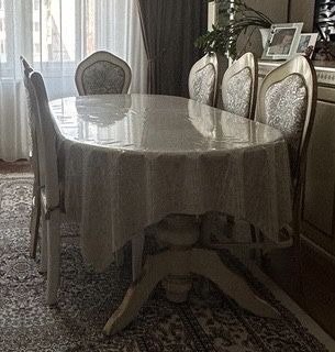 Продам стол в идеальном состоянии!