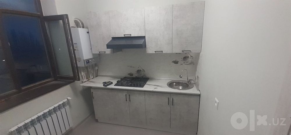 3 xonali, 85 m², 3/7-qavat, mebelsiz