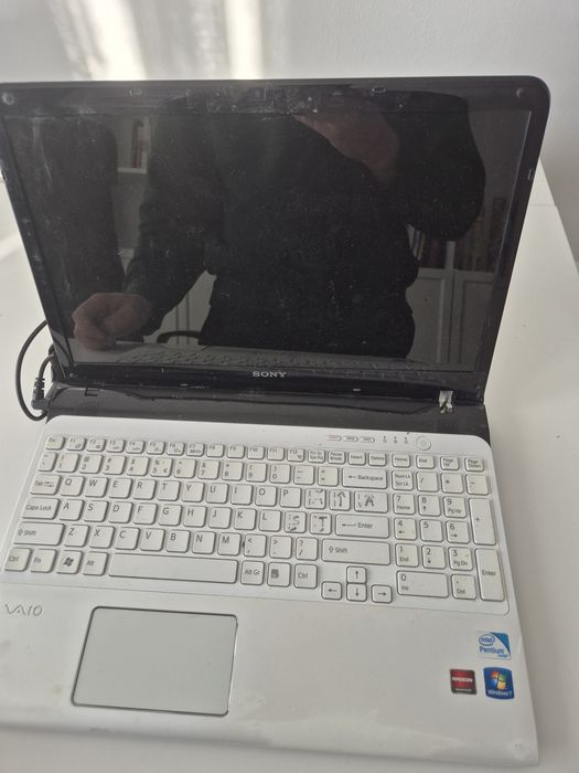 Leptop Sony de vanzare pentru piese