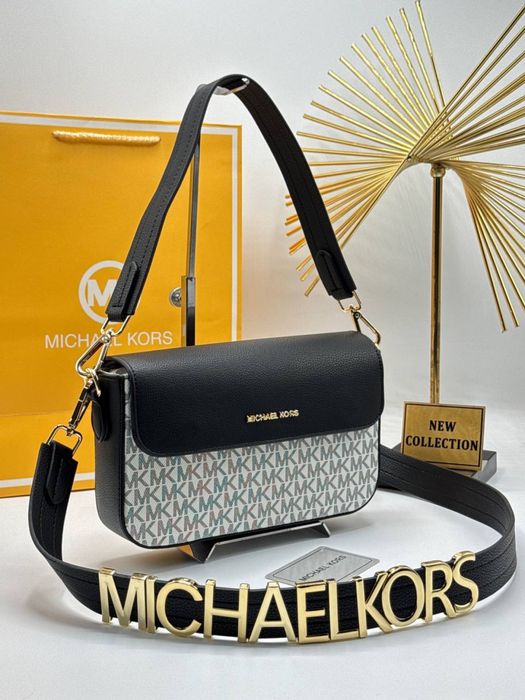 Geanta Michael Kors noua !!! Dimensiuni 25/15 !!!
