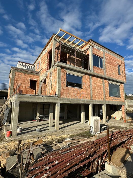 Casa de vanzare sau schimb cu apartament Iasi sau Suceava