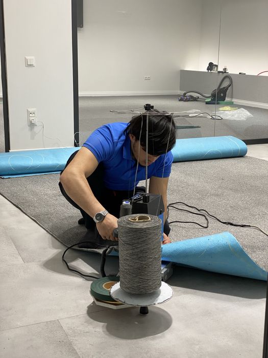 Gilam tikish turgan joyida Оверлок ковров