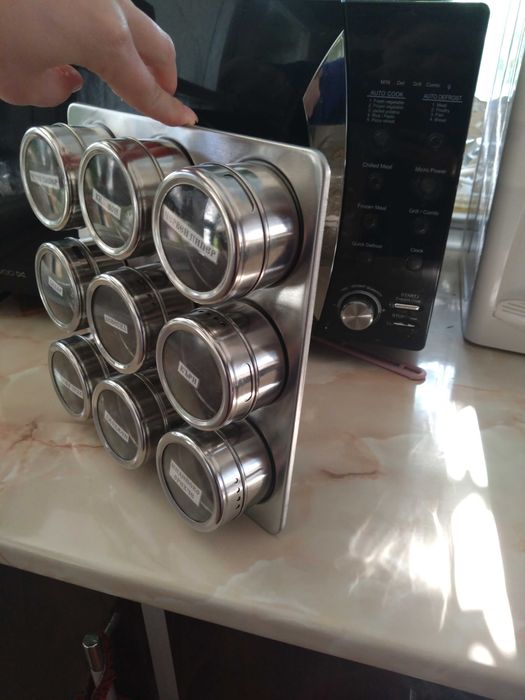 Органайзер за подправки