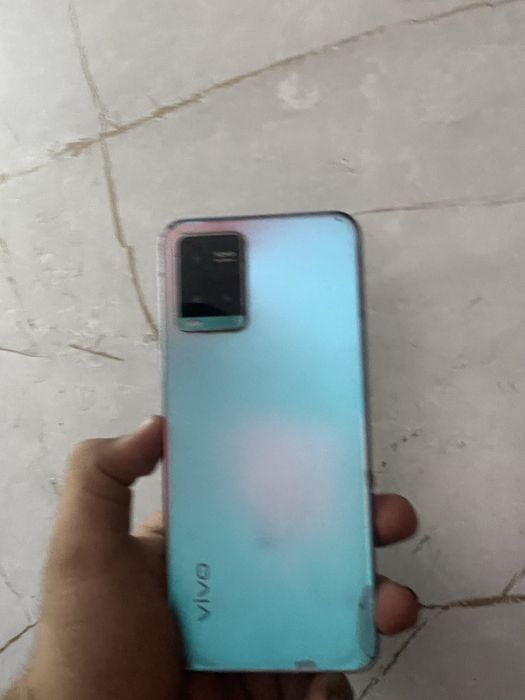 Продам vivo 33S.