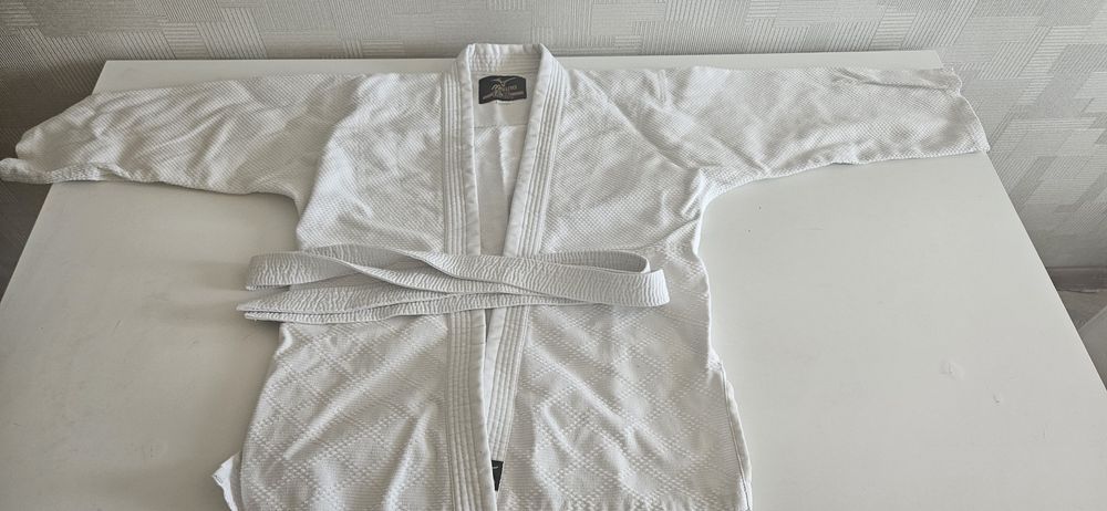 Продам форму для дзюдо