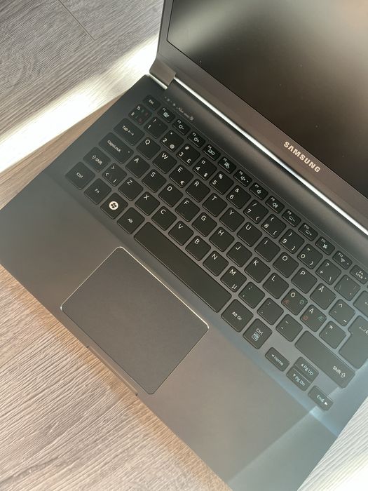 Laptop samsung book 9