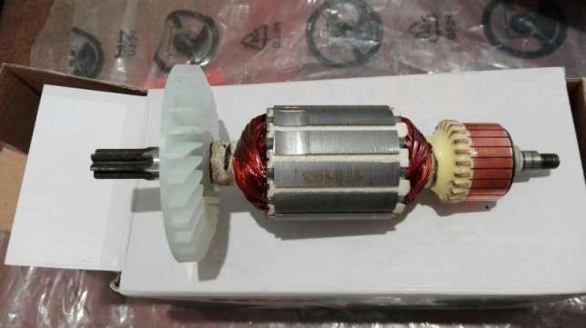 Ротор за Хитачи различни модели, озночената цена е за DH24