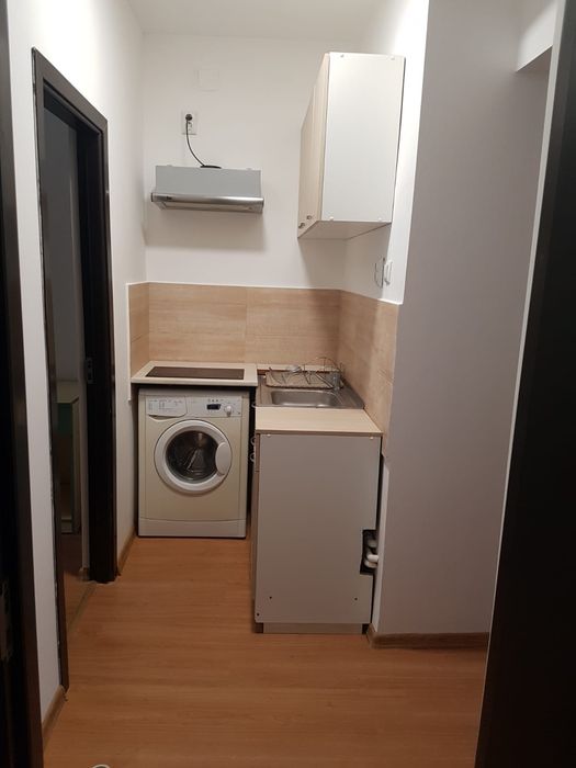 Dau in chirie 2 camere ultracentral pe termen lung
