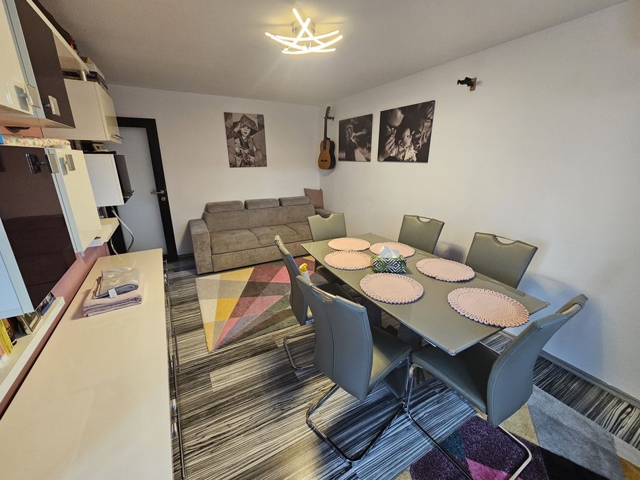 Apartament de vânzare