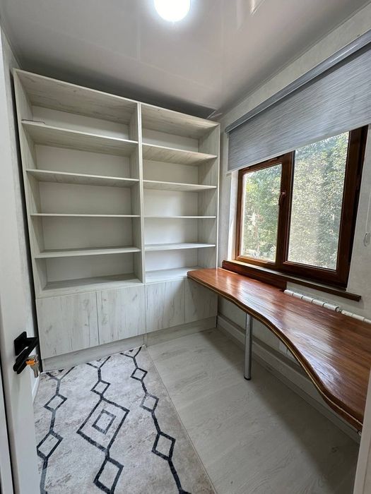 ~ ("Спортовары") Чиланзар-7, 2³/3/4, с хорошим ремонтом, мебелью и тех