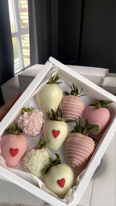 Клубника в шоколаде Алматы