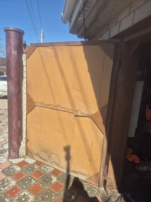 Ворота гаражные железные