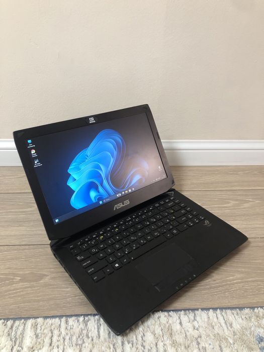 Ноутбук Asus Rog Core i7 SSD 256ГБ