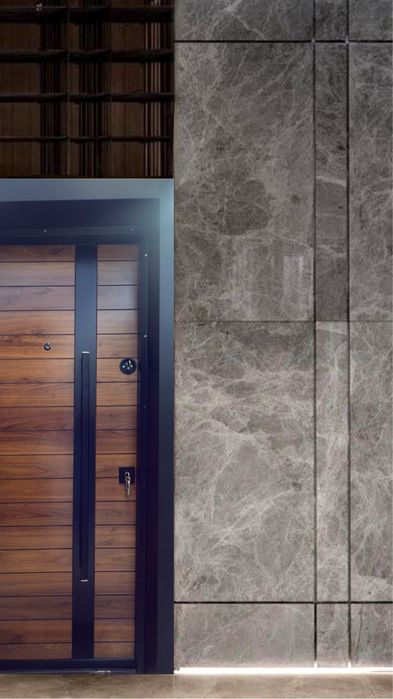 Входна врата с метална каса-Velina