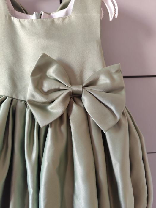 Rochie eleganta fetite