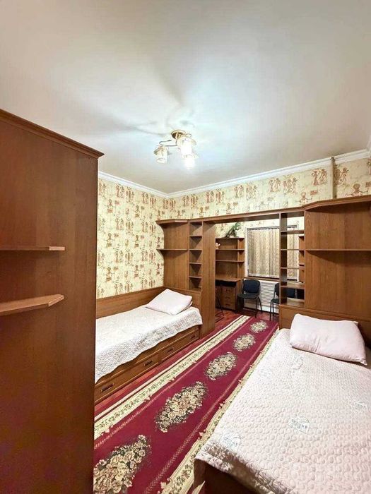 Продаю квартиру.Юнусабад 9 3*4/1/9 БАНКОВСКИЙ ДОМ,конечка автобусов