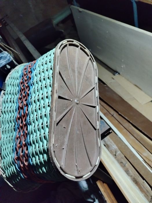 Продам корзину большую