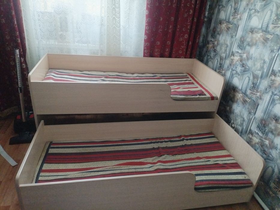 Продам кровати подростковые