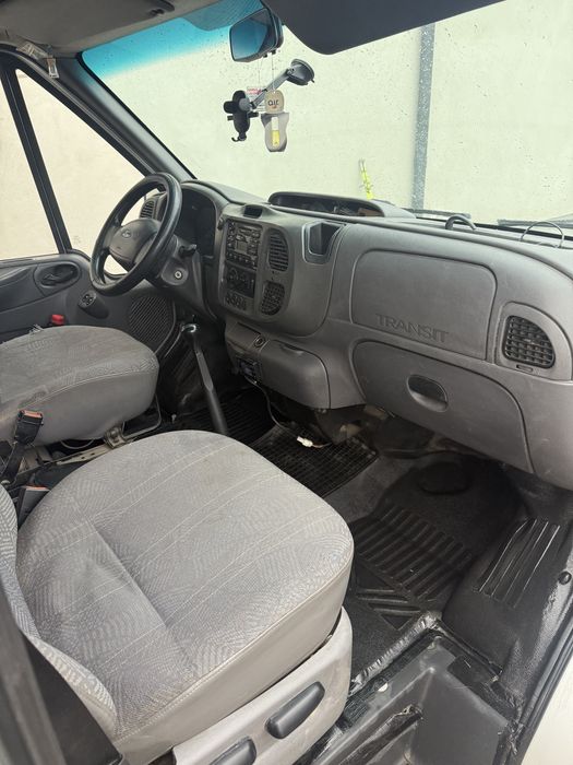 Vand ford tranzit camper