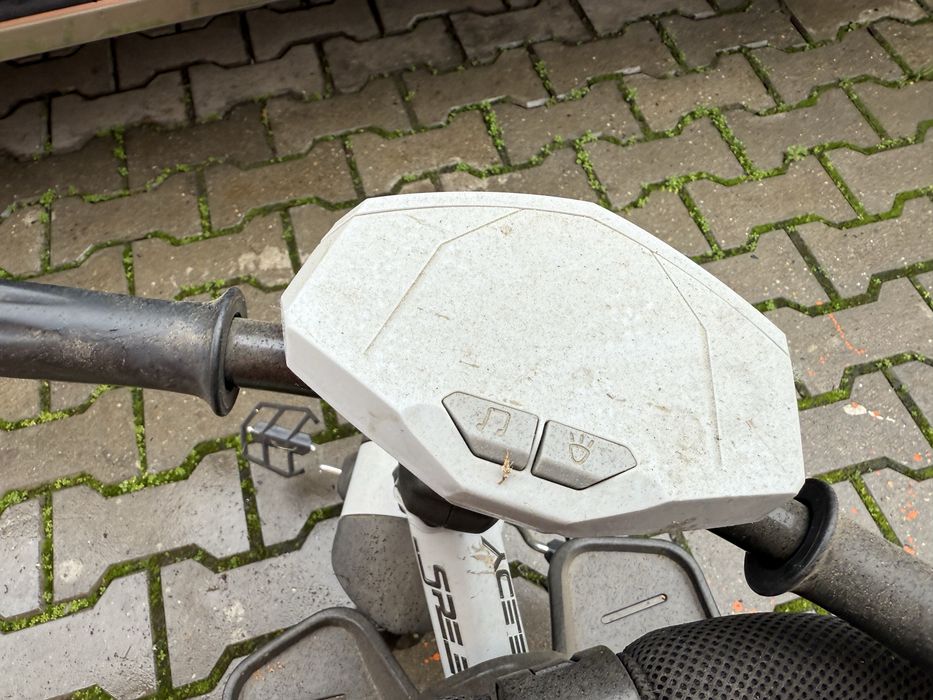 *ЧИСТО НОВА* Триколка Lorelli Speedy