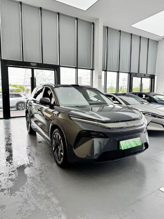 BYD Atto 8 2025 — 2