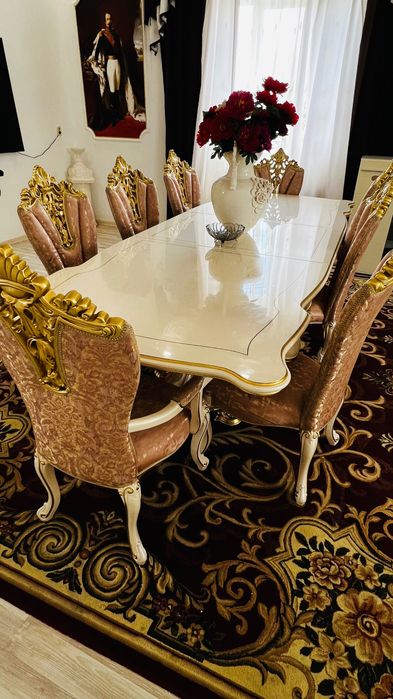 Продам стол Малайзия