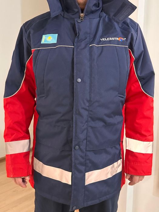 Спец одежда Продам зимний комбинезон