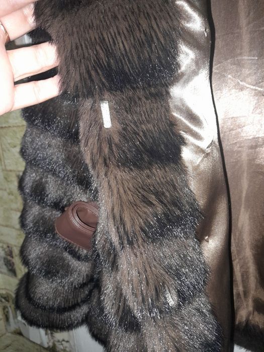 Продам шубу норковую.