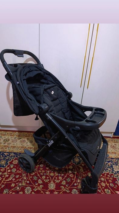 Коляска в идеальном состояний