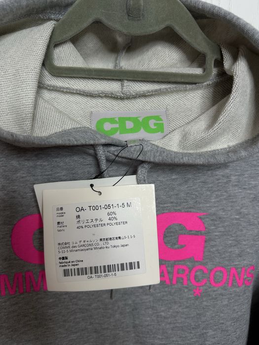 Продам свитшот с капюшоном брендовый