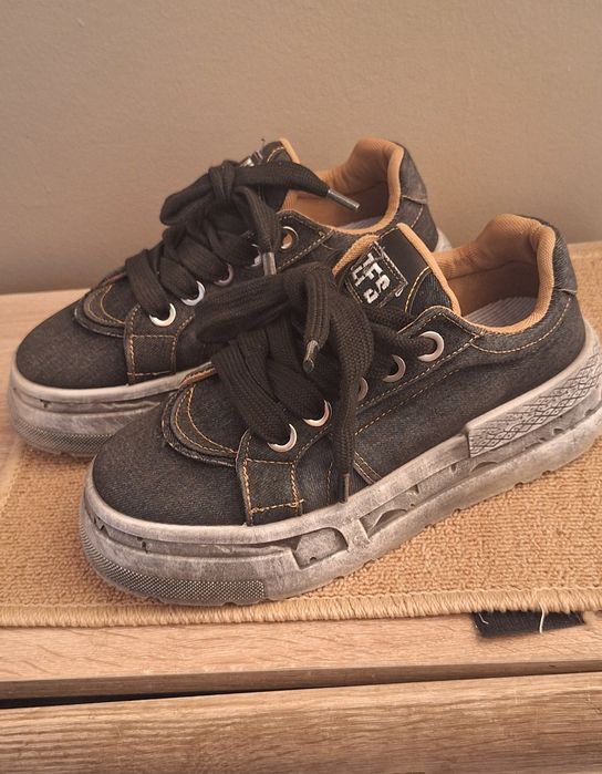 Продам кроссовки-кеды