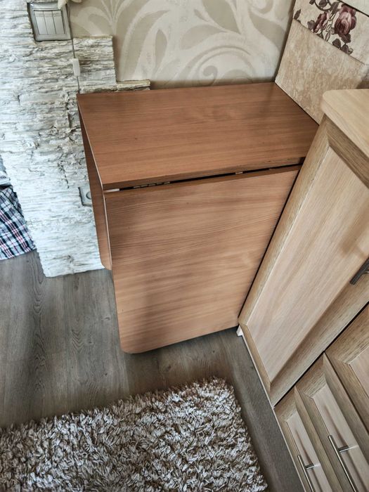 Продам Стол- тумба