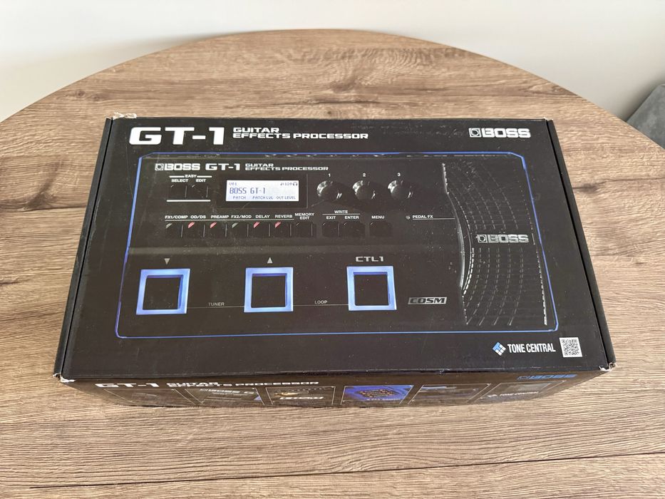 Гитарный процессор эффектов BOSS GT-1
