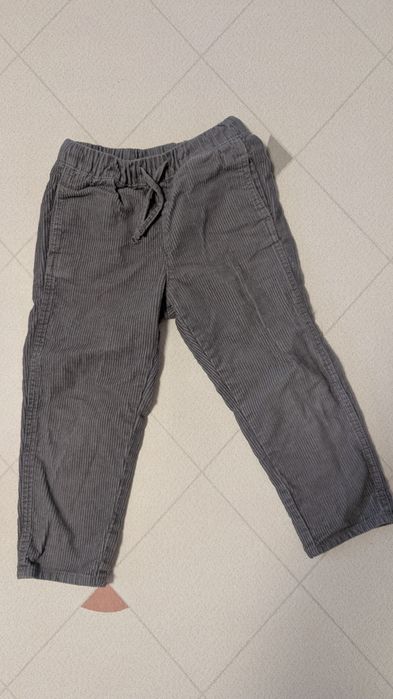 Pantaloni raiați gri baieti