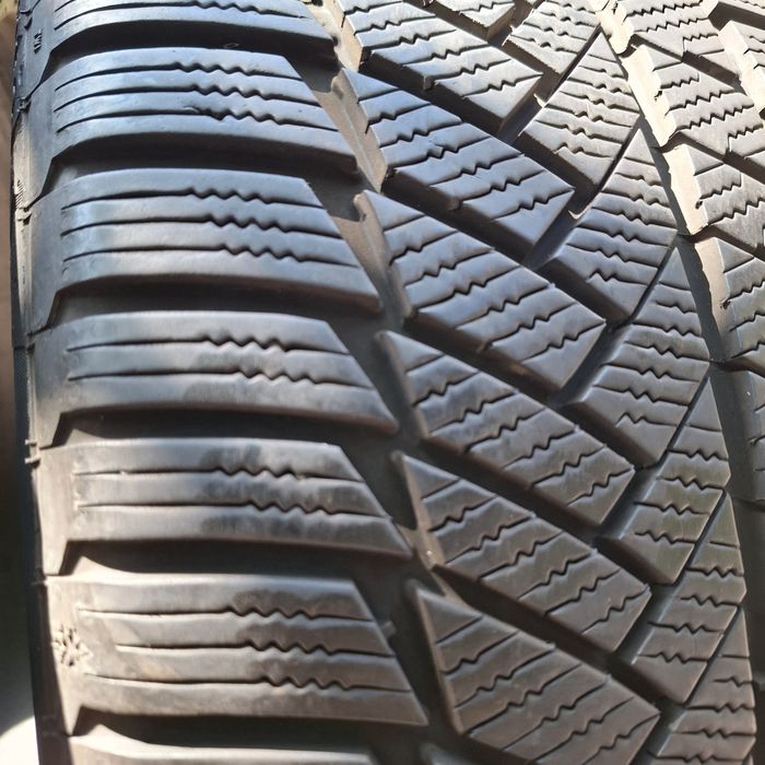Set 2 Anvelope Iarnă Continental WinterContact TS850P 245/45 R18 RunFlat SSR XL MOESet 2 Anvelope Iarnă Continental WinterContact TS850P 245/45 R18