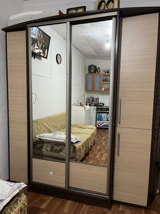 Продам раздвижной шкаф