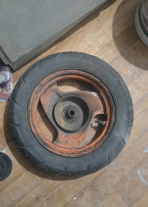 Продам запаску на мопед