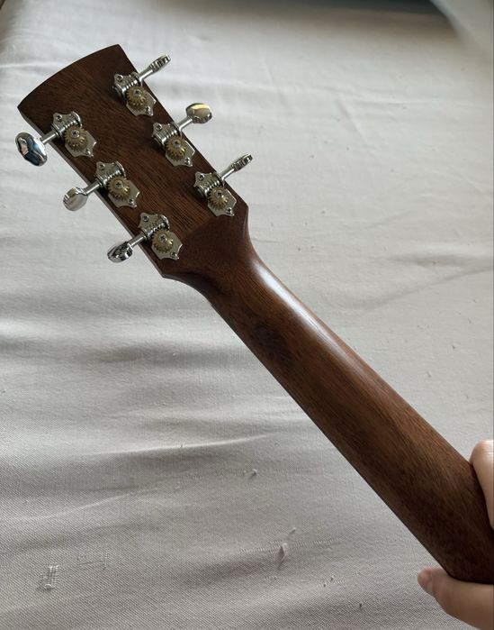 Акустична китара Ibanez