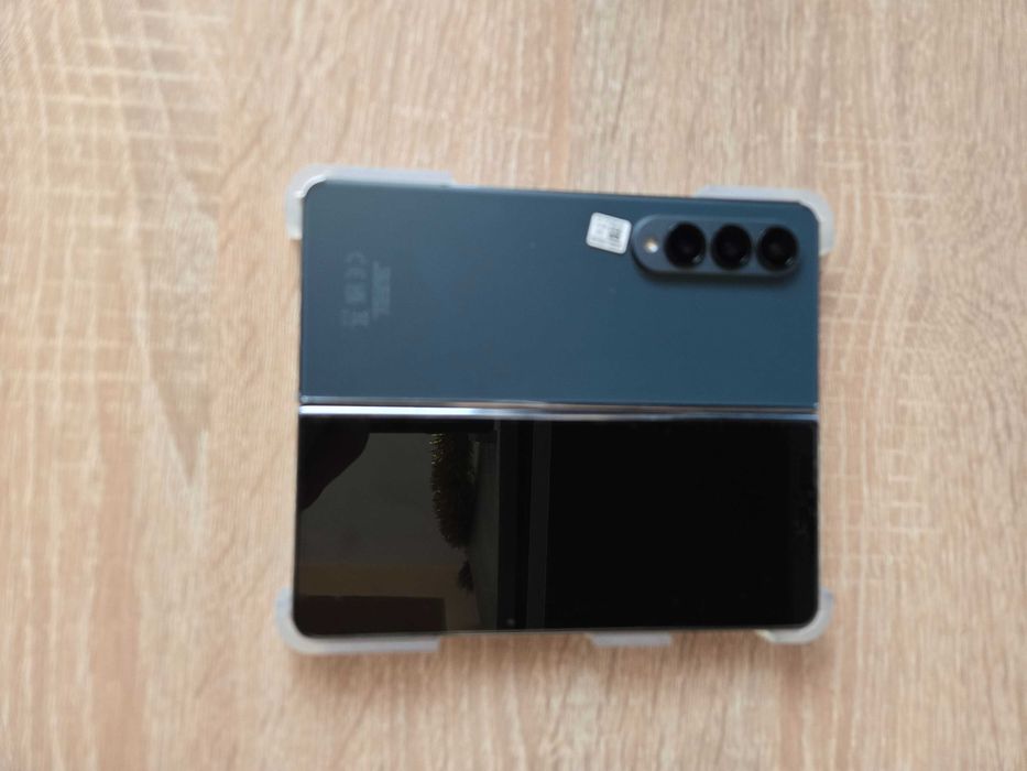 Samsung Galaxy Z Fold 4, 512GB, 12RAM, Black, нова батерия, фабр.наст.