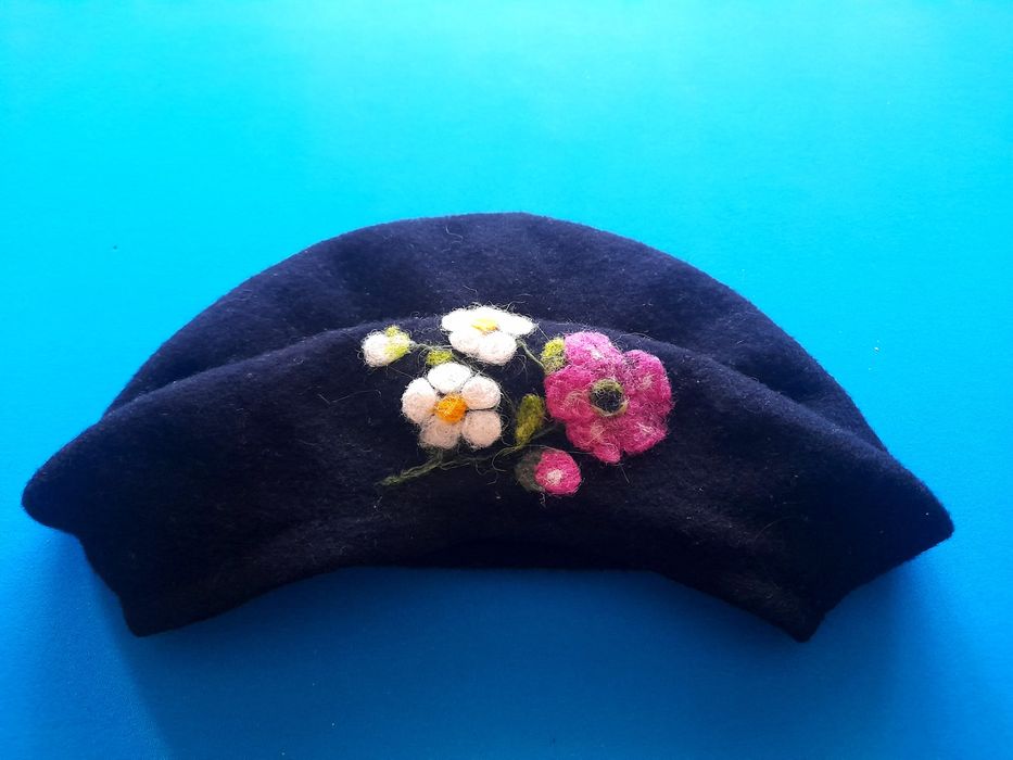 Beretă lână lucrată manual