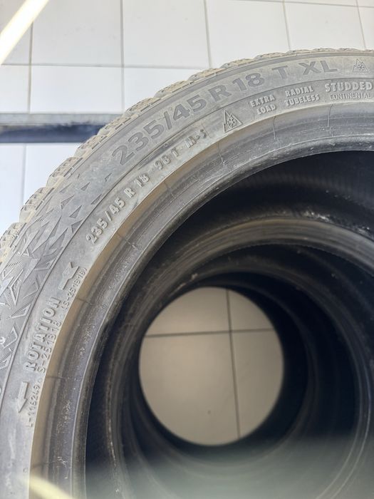 Continental 235/45 R18 Зима шипованная