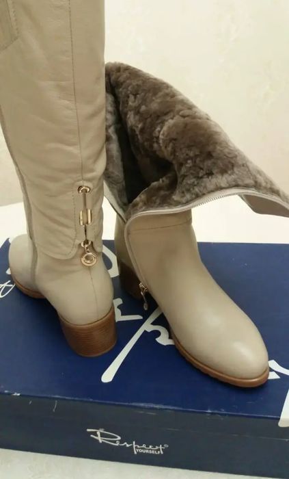 Продам зимние сапоги