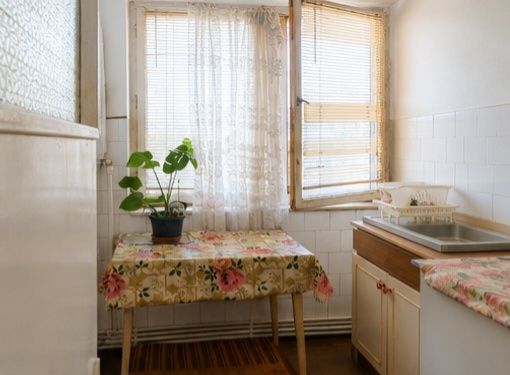 Vand apartament 3 camere central str Dumitru Furtuna