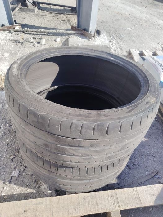 Продам резину 255/35 r19 96Y Yokohama